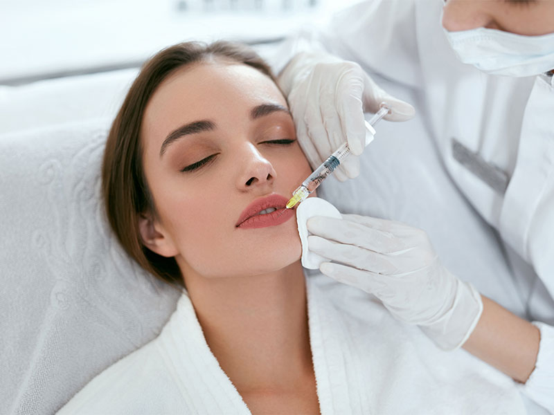 Donna trattamento filler